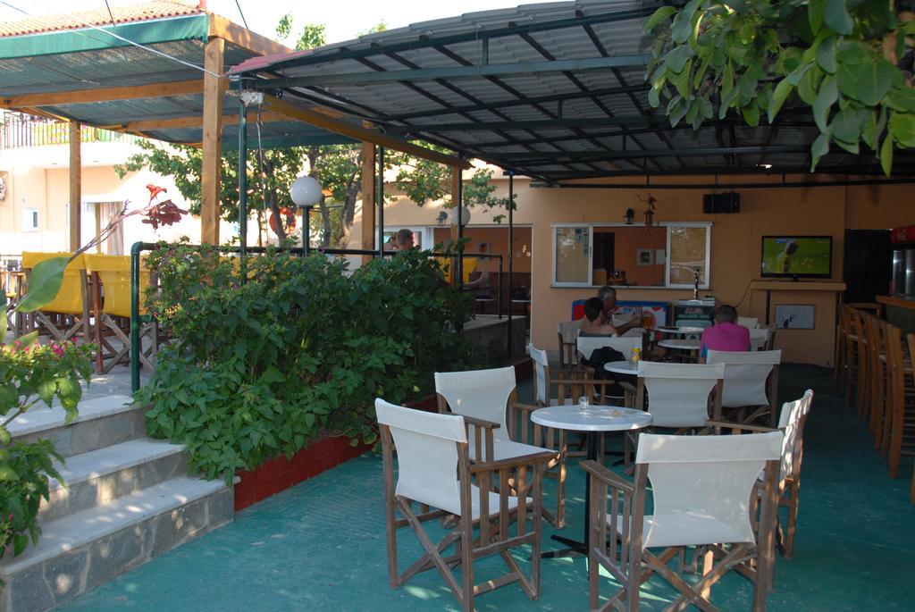 Lakis Studios Anaxos Habitación foto
